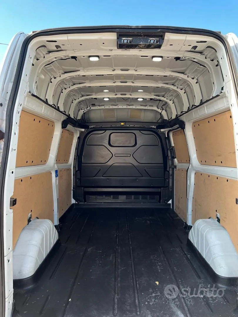 Ford Transit Custom 2023 photo 5
