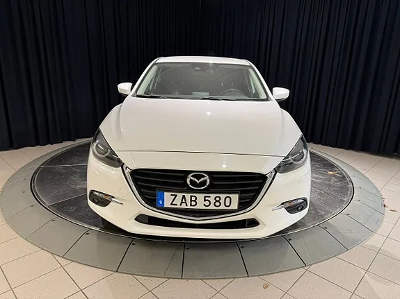 Mazda 3 2018 photo 2