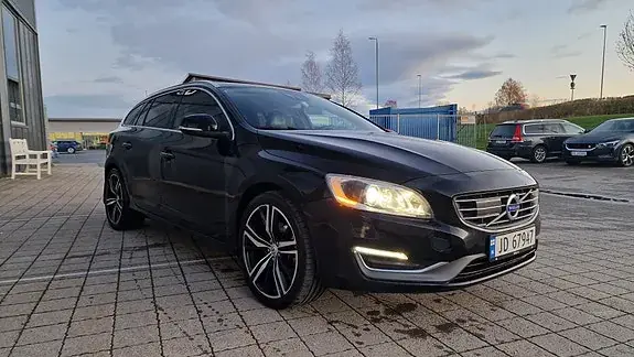 Volvo V60 2014 photo 2
