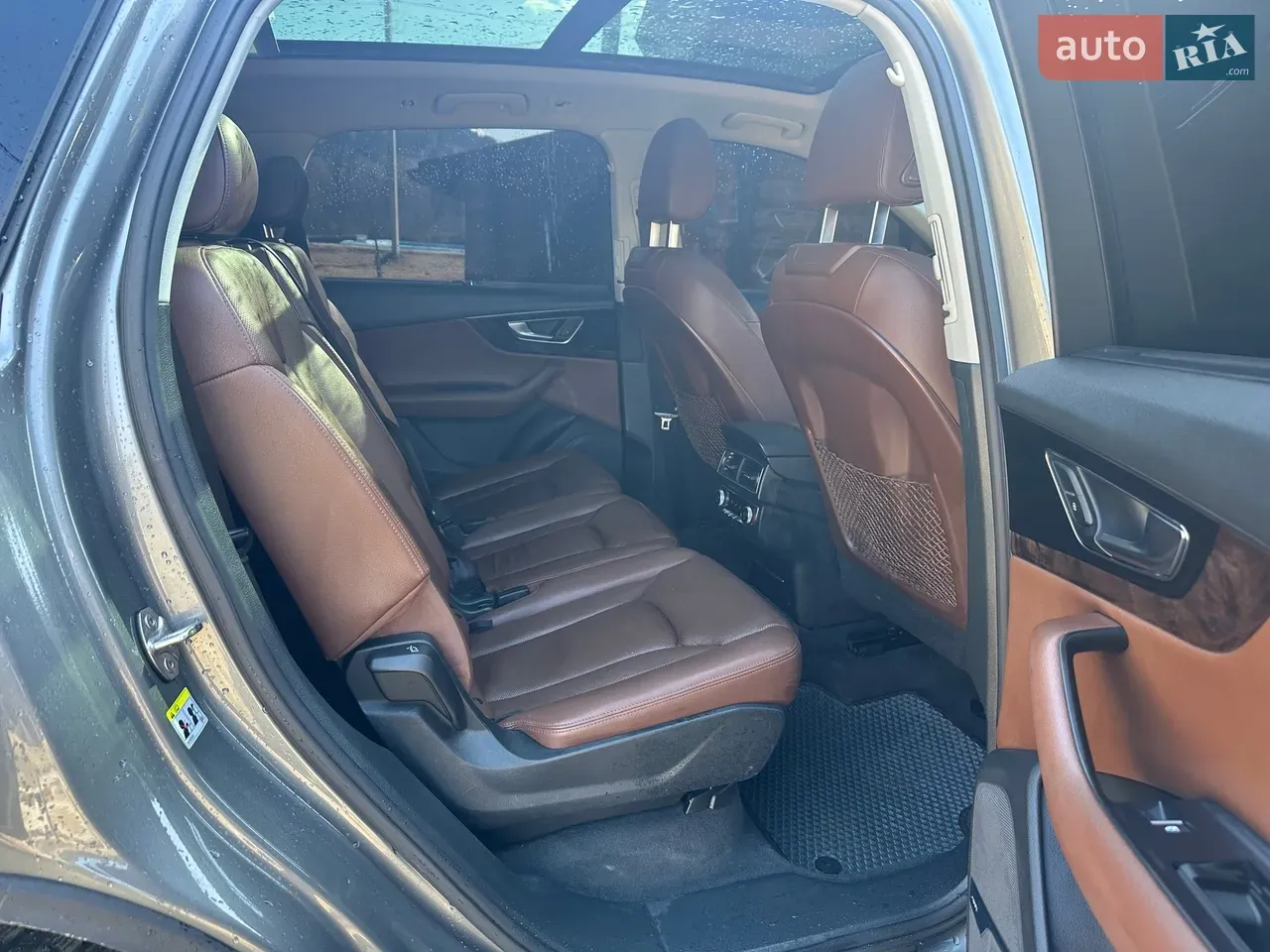 Audi Q7 2016 photo 2