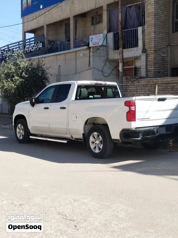 Chevrolet Silverado 2023 photo 4