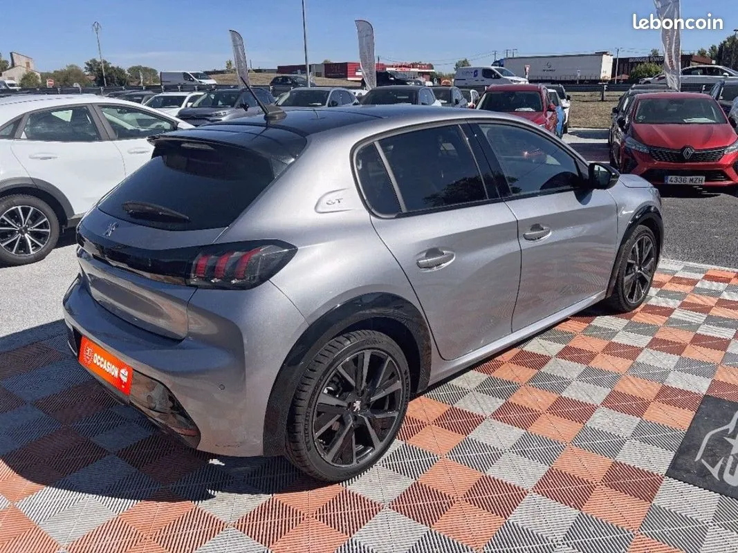 Peugeot 208 2022 photo 5