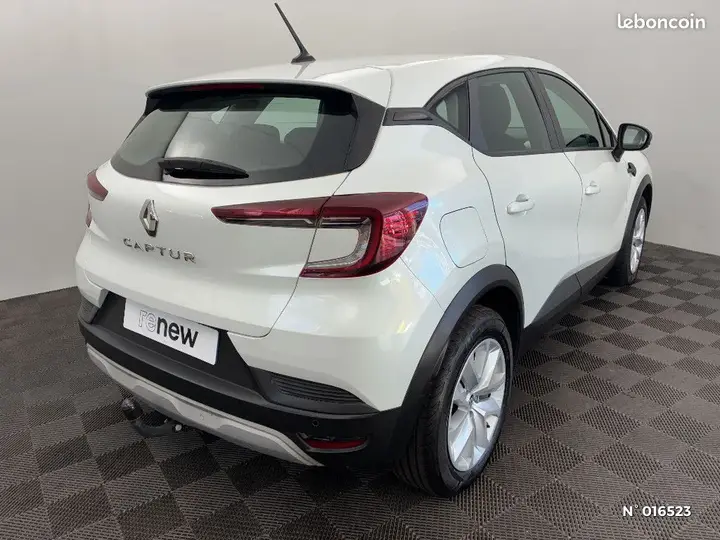 Renault Captur 2023 photo 4