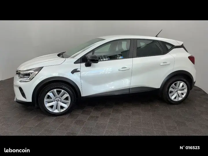 Renault Captur 2023 photo 2