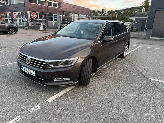 Volkswagen Passat 2016 photo 2