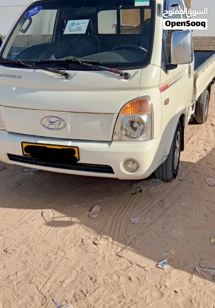 Hyundai H 100