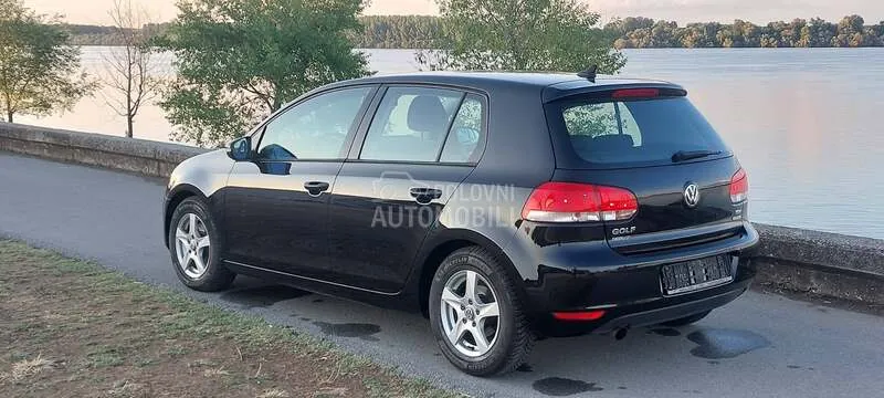 Volkswagen Golf 2011 photo 4