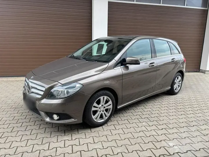 Mercedes-Benz B200 Turbo