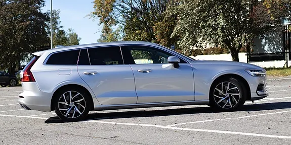 Volvo V60 2021 photo 5