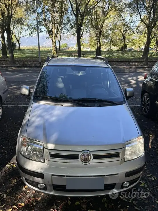 Fiat Panda 2010 photo 2