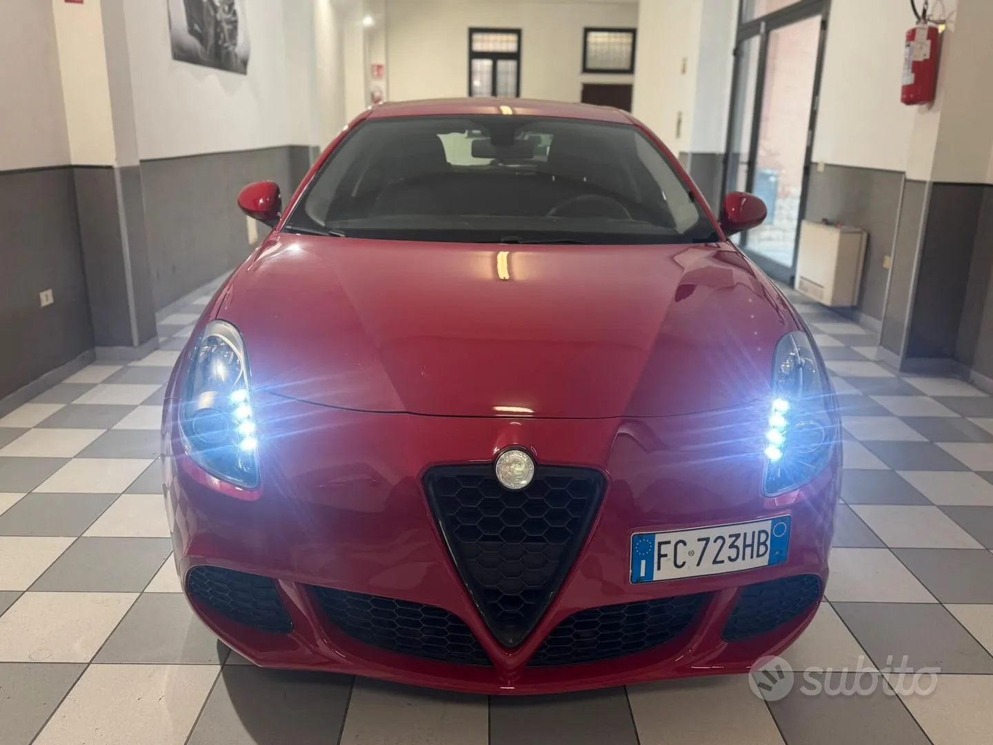 Alfa Romeo Giulietta 2016 photo 2