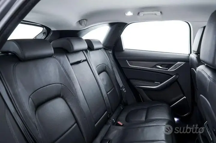 Jaguar F-Pace 2021 photo 5