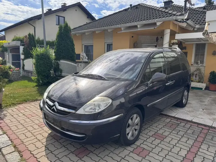 Citroen C8