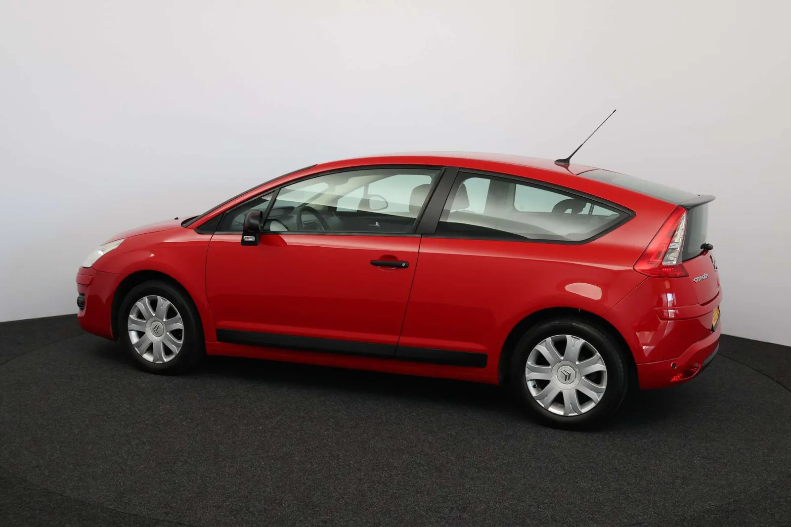 Citroen C4 Coupé 2009 photo 3