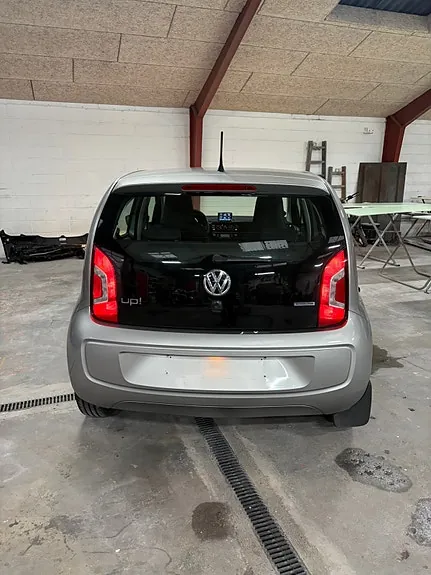 Volkswagen Up 2014 photo 5