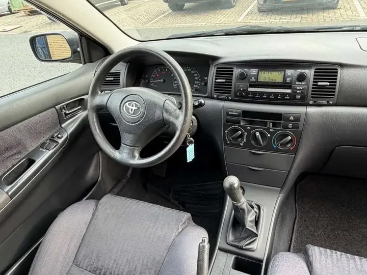Toyota Corolla 2003 photo 2
