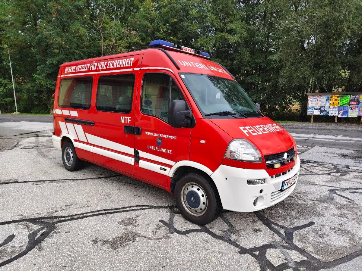 Opel Movano 2005 photo 2