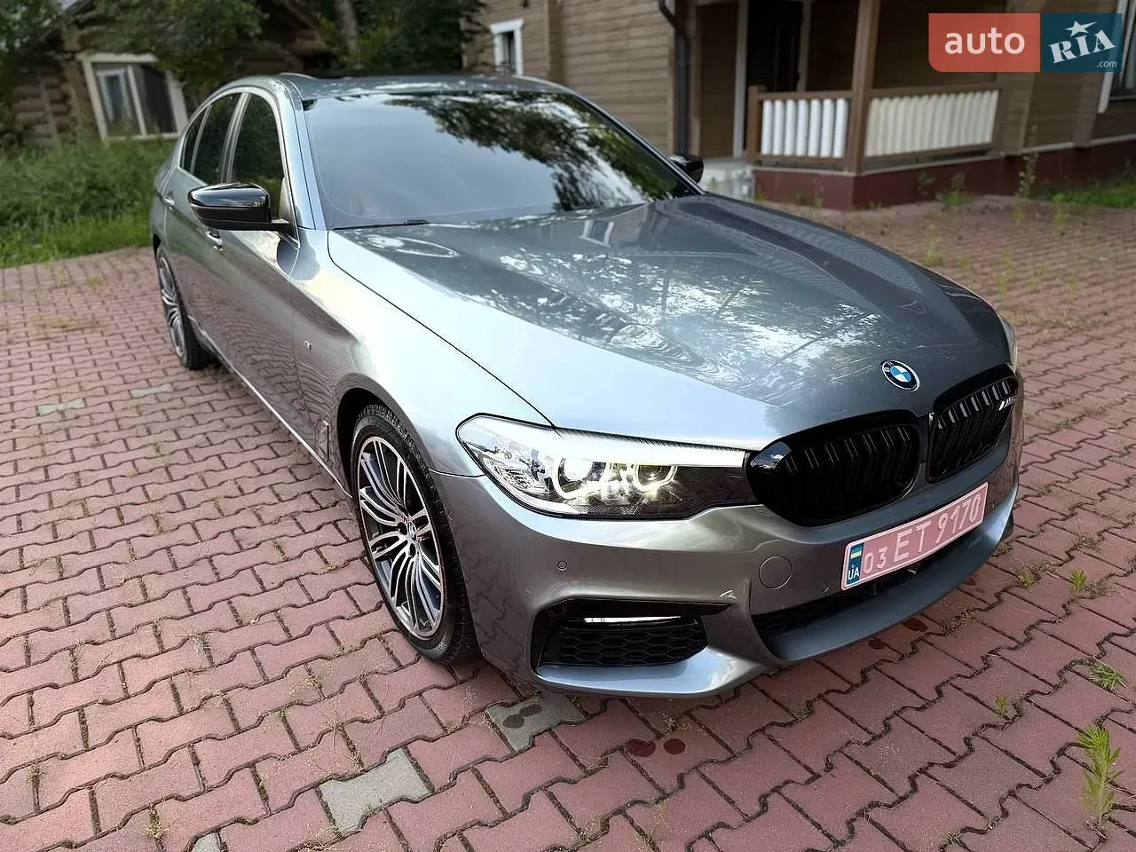 BMW 5 Series 2020 photo 4