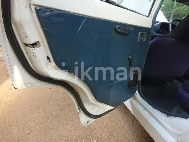 Daihatsu Cuore 1987 photo 2