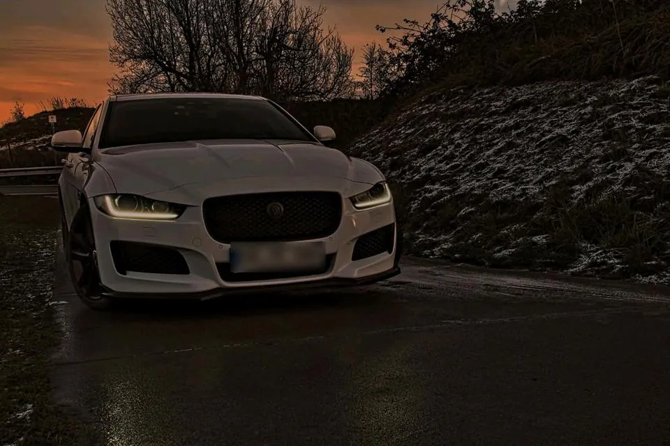 Jaguar Xe