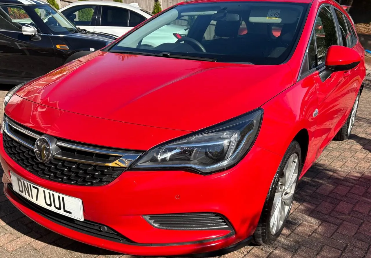 Vauxhall Astra 2017 photo 2