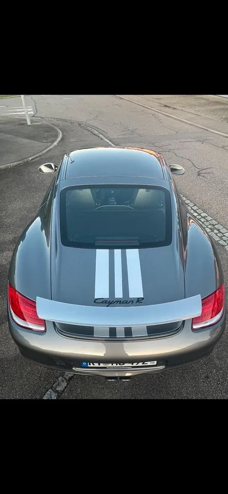 Porsche Cayman R