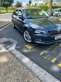 Skoda Superb 2016 photo 2