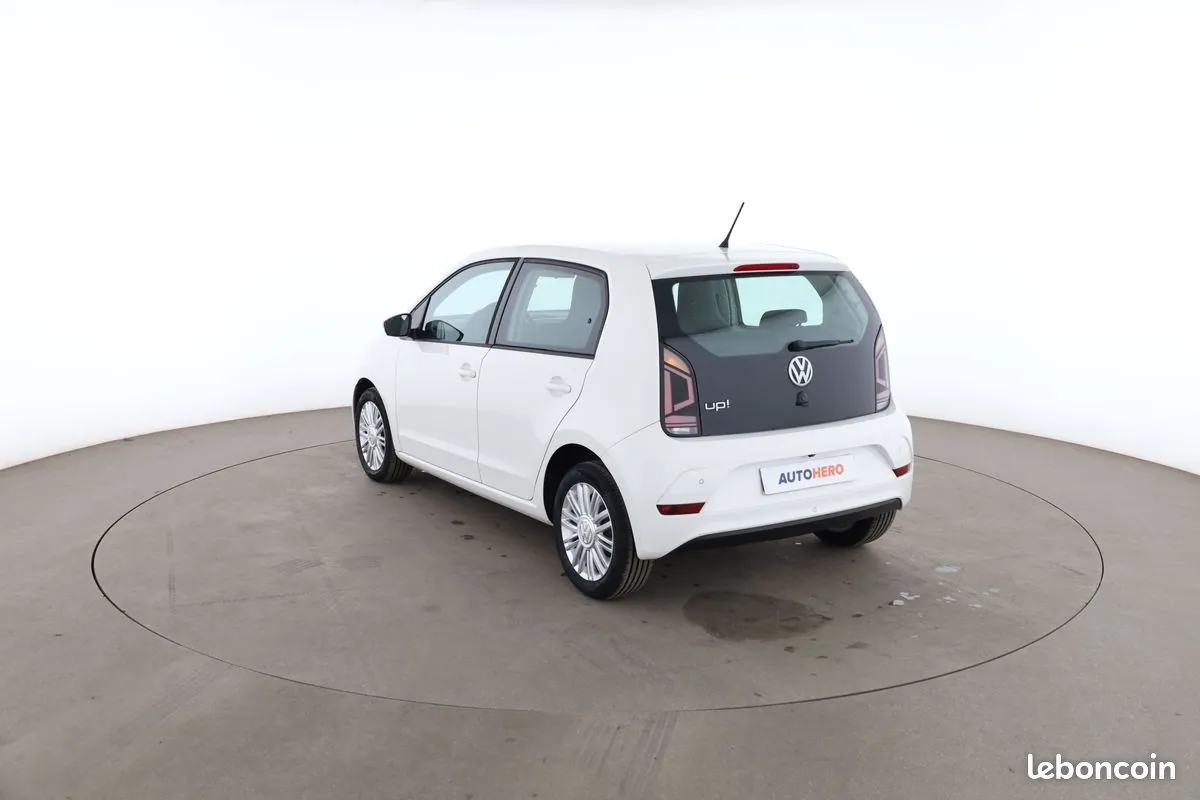 Volkswagen Up 2017 photo 2
