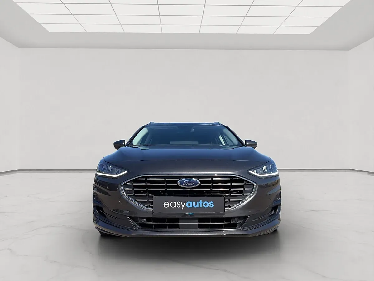 Ford Focus 2023 photo 2
