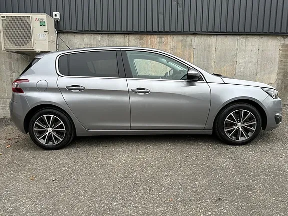 Peugeot 308 2015 photo 5