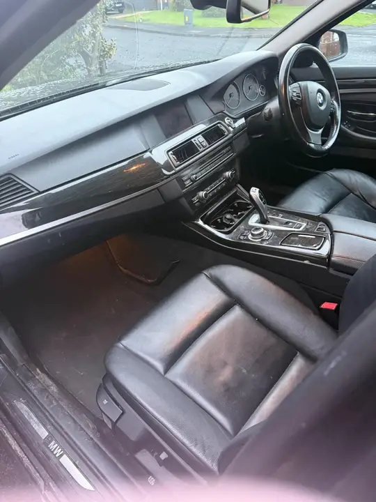 BMW 5 Series 2012 photo 4