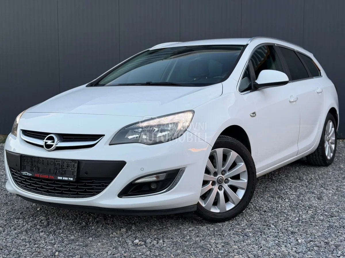 Opel Astra J 2015 photo 2