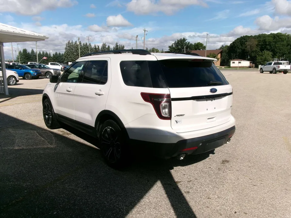 Ford Explorer 2015 photo 4
