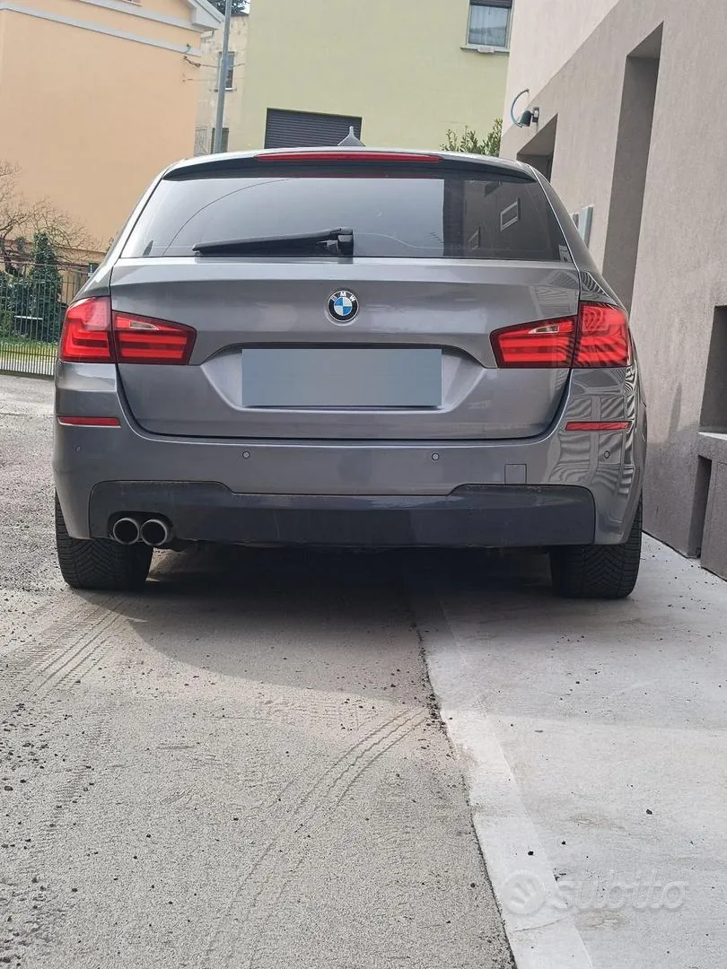 BMW 5 Series 2010 photo 5