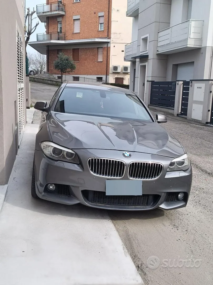 BMW 5 Series 2010 photo 3