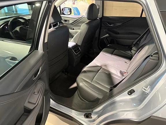 Subaru Outback 2025 photo 5