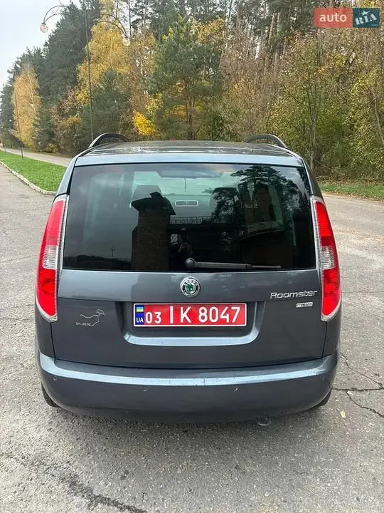 Skoda Roomster 2009 photo 3