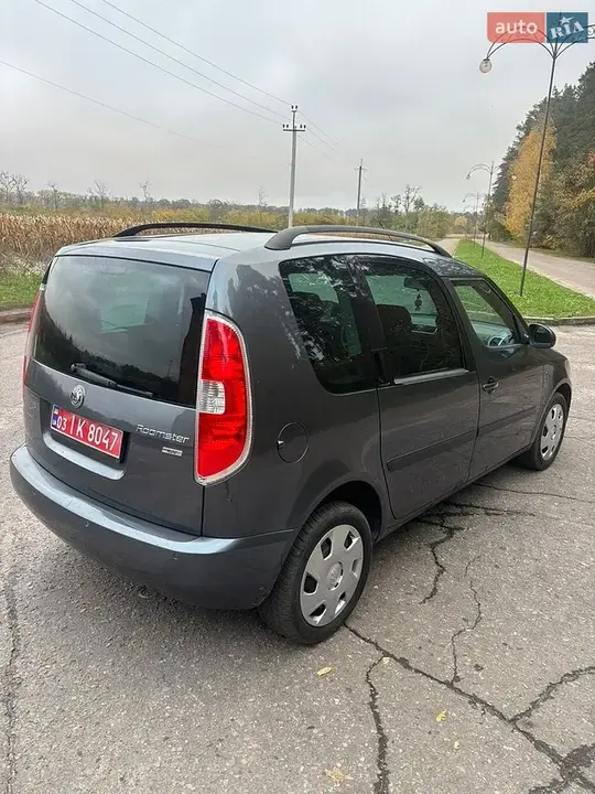 Skoda Roomster 2009 photo 4