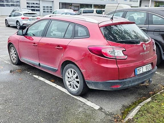 Renault Megane 2012 photo 2