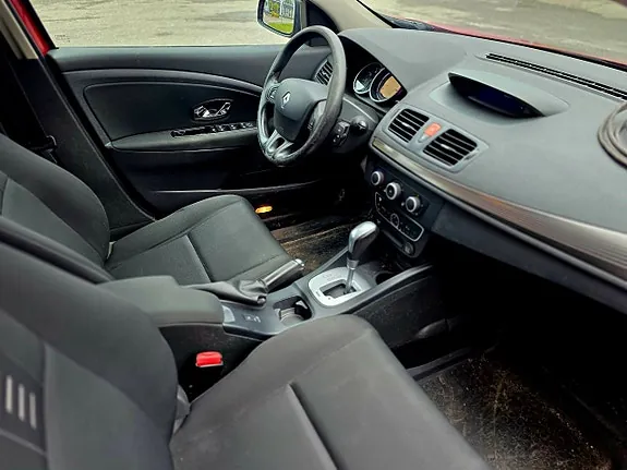 Renault Megane 2012 photo 5