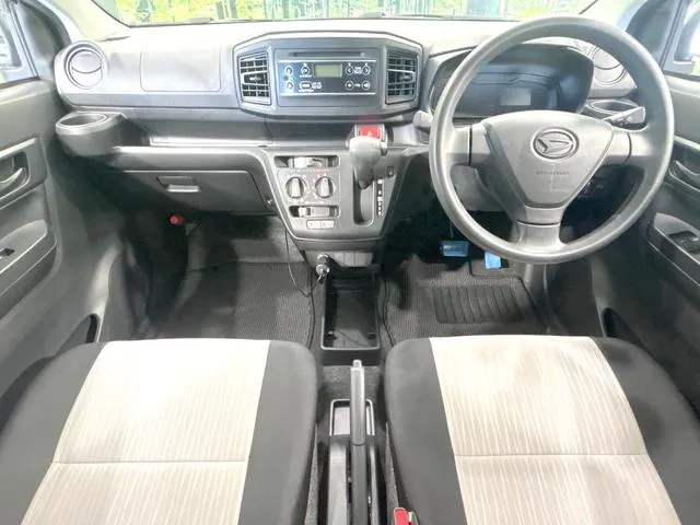 Daihatsu Miraiyese L Sai Iii 2018 photo 2
