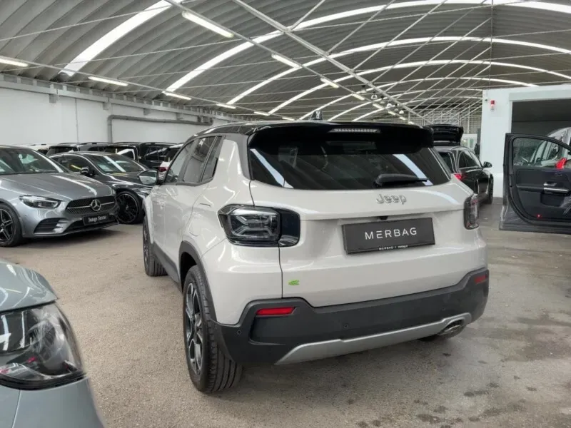 Jeep Avenger 2024 photo 2