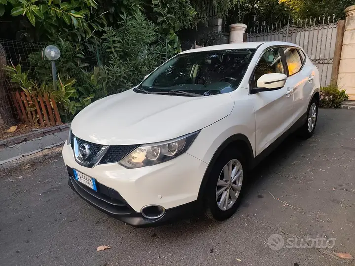 Nissan Qashqai 2014 photo 2