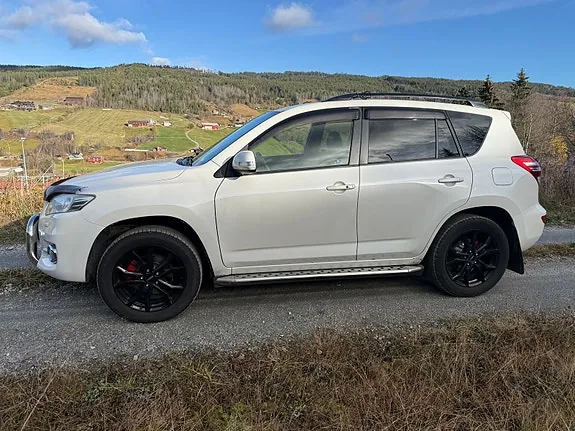 Toyota Rav4 2012 photo 5