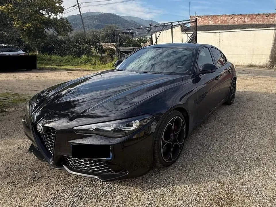 Alfa Romeo Giulia 2023 photo 5