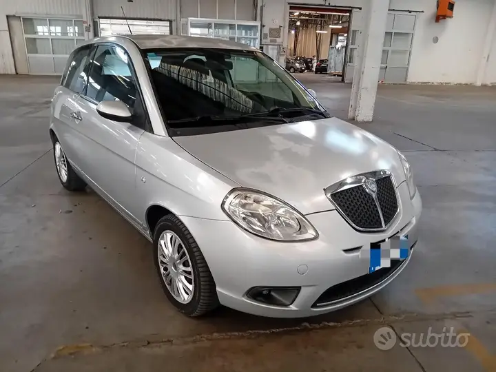 Lancia Ypsilon 2007 photo 2