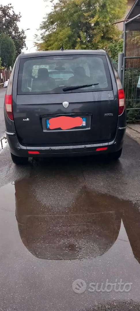 Lancia Phedra 2003 photo 4