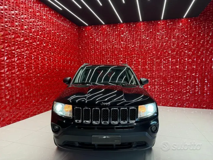 Jeep Compass 2012 photo 2