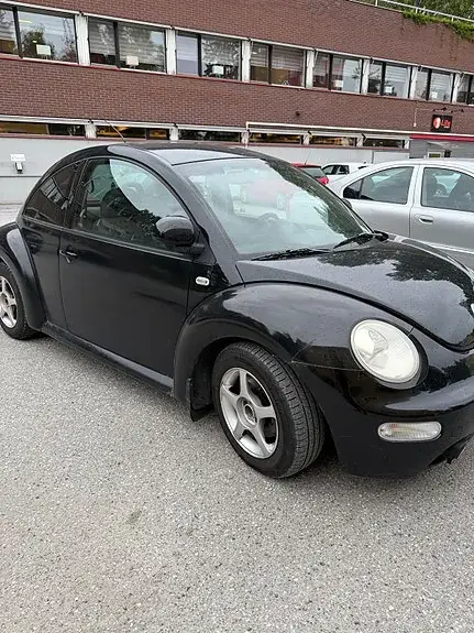 Volkswagen New Beetle 1999 photo 3