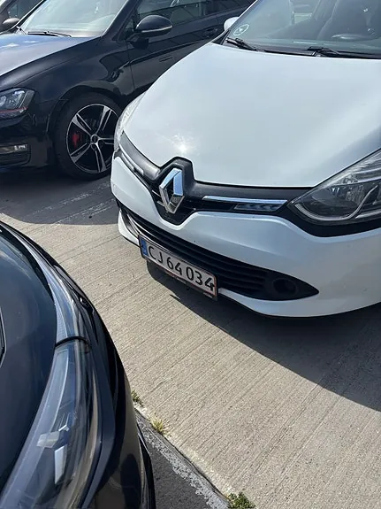 Renault Clio 2014 photo 2